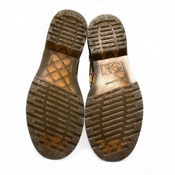 Dr. Martens 1460 Butterfly Print Suede Lace-Up Boots Combat NEW, Retro Fairycore - Picture 7 of 8